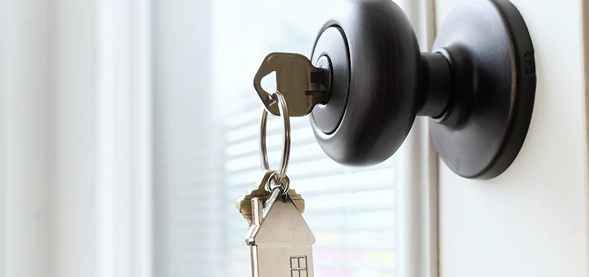 Bifold Door Knob Replacement in Exeter, California